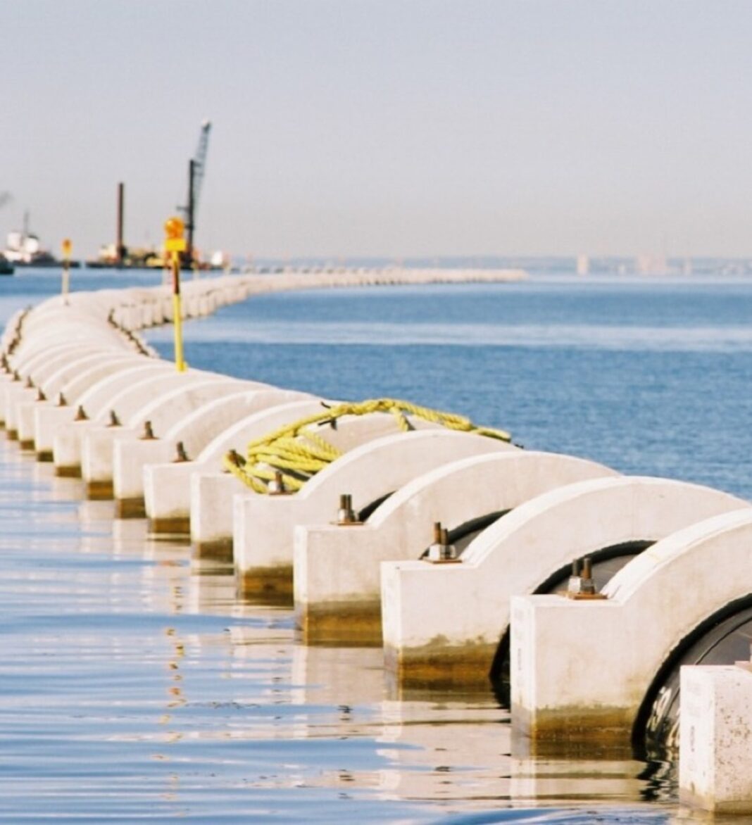 deep lake water cooling system in lake ontario