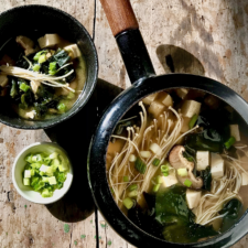 RECIPE: Miso Soup with Wakame Seaweed, Tofu, and Mushrooms