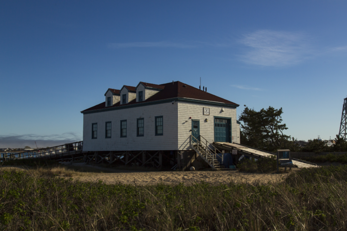 A house sits on Nantucket land.