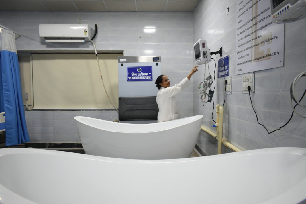 two tubs in a hospital