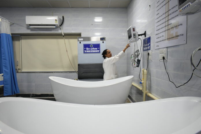 two tubs in a hospital
