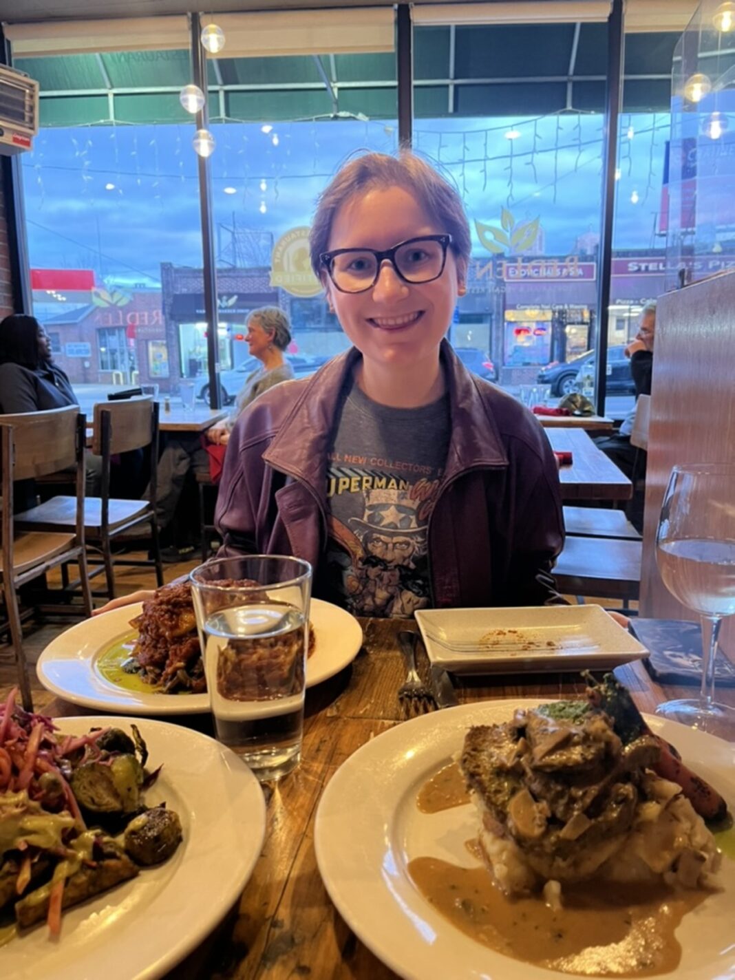 gigi griffith and cleo carney dine at red lentil