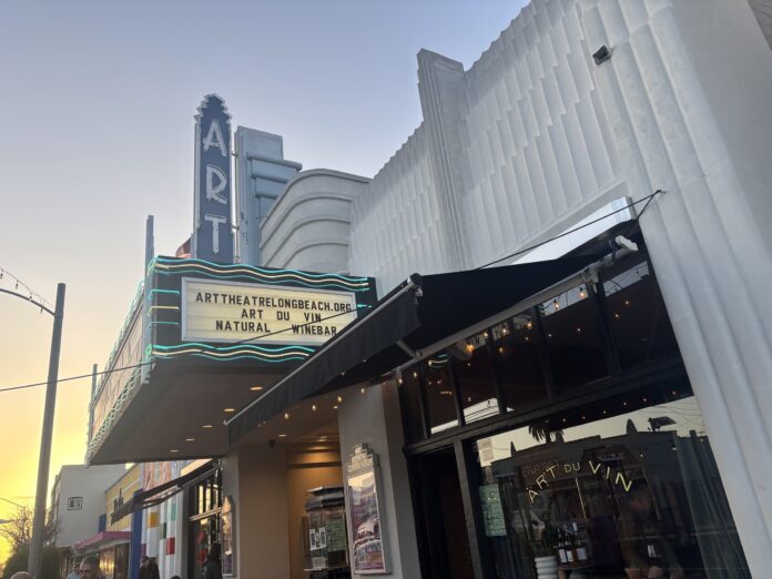 outside of Art du Vin sign