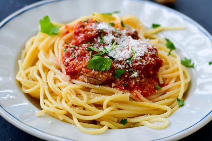 spaghetti with meat sauce on plate