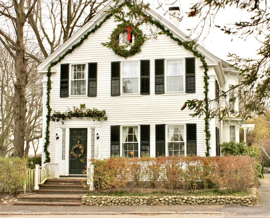 a large house decorated for christmas