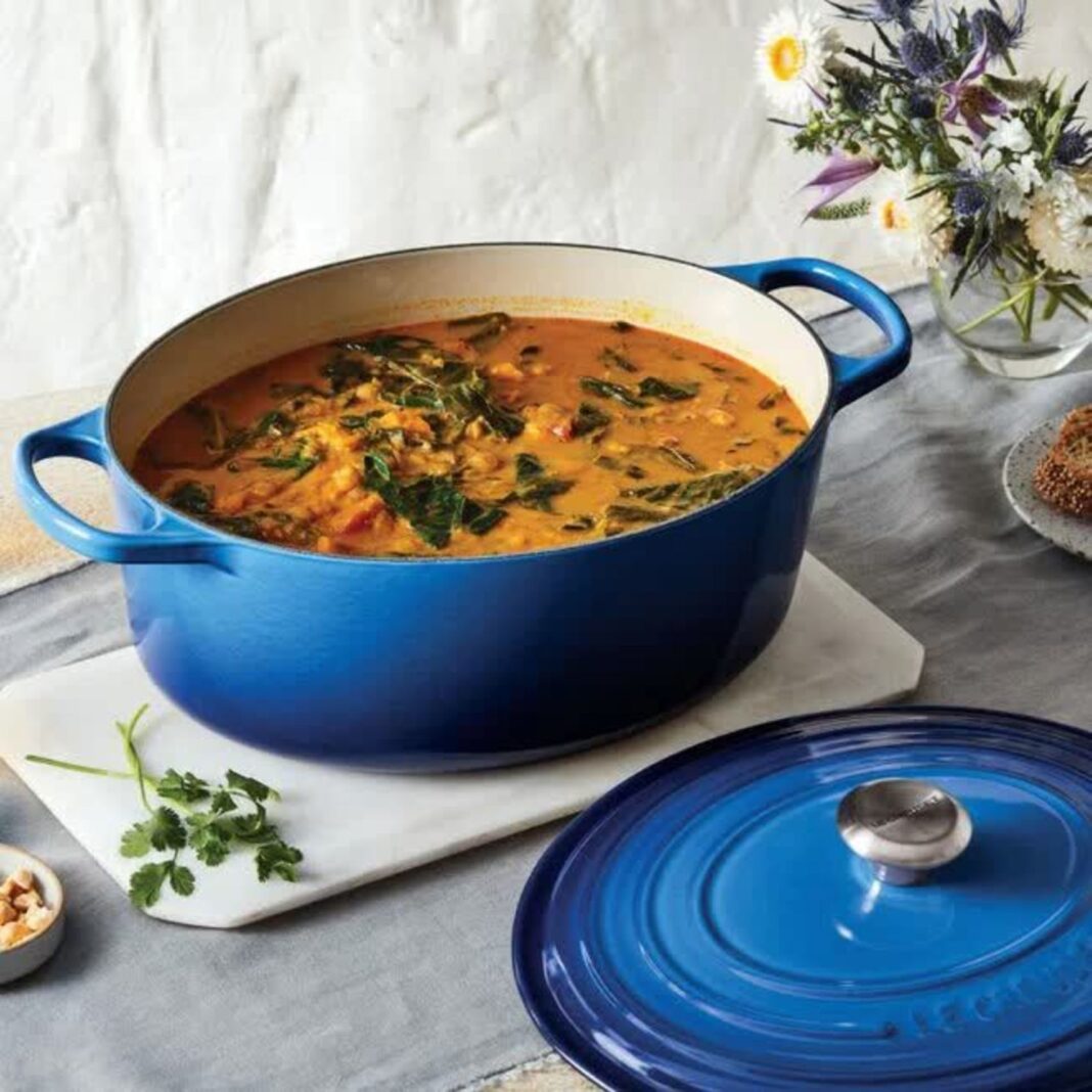 le creuset iron cookware