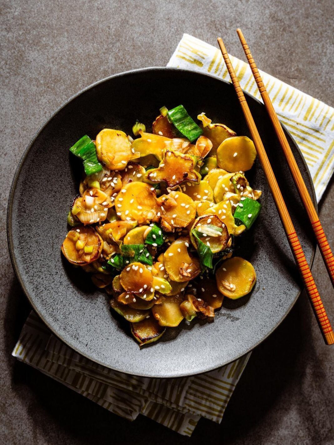 garlic broccoli-stem stir-fry